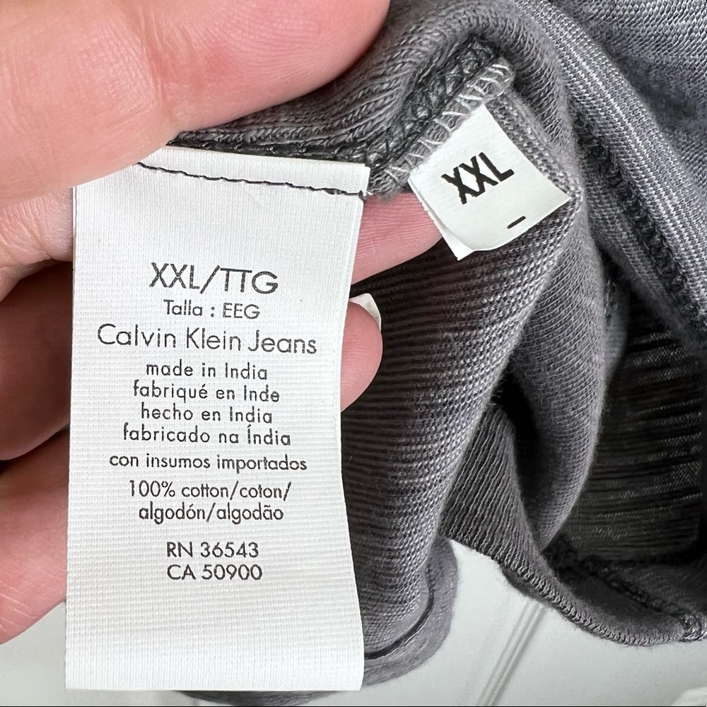 Calvin Klein Jeans Men’s Grey Crewneck Long Sleeve Tee Shirt Sz XXL - Picture 10 of 11